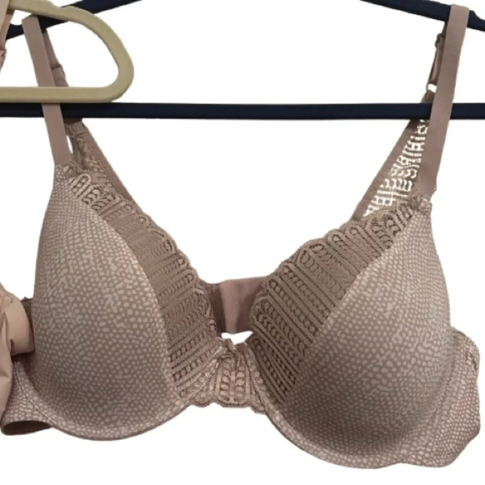 Bundle!  FOUR Maiden  Bras. gently worn underwire. Lightly padded 36C.